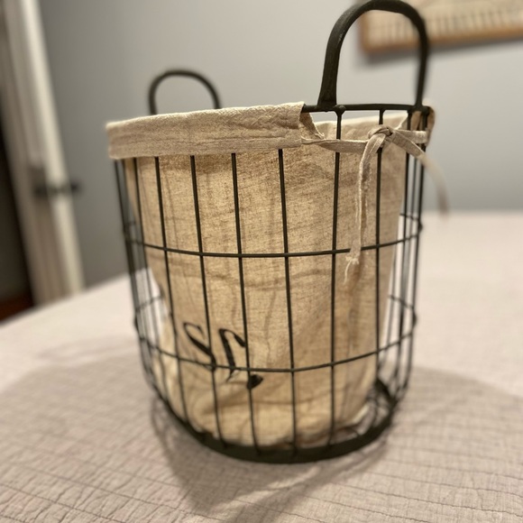 Rustic Wire Storage Basket w/ Linen Liner – “Misc” Farmhouse Organizer - Picture 2 of 7